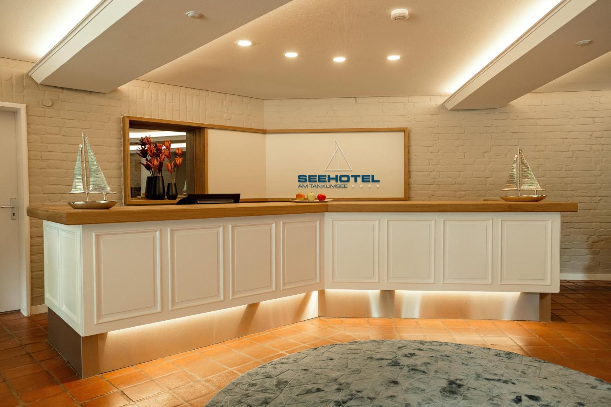 Seehotel Am Tankumsee Isenbüttel Εξωτερικό φωτογραφία