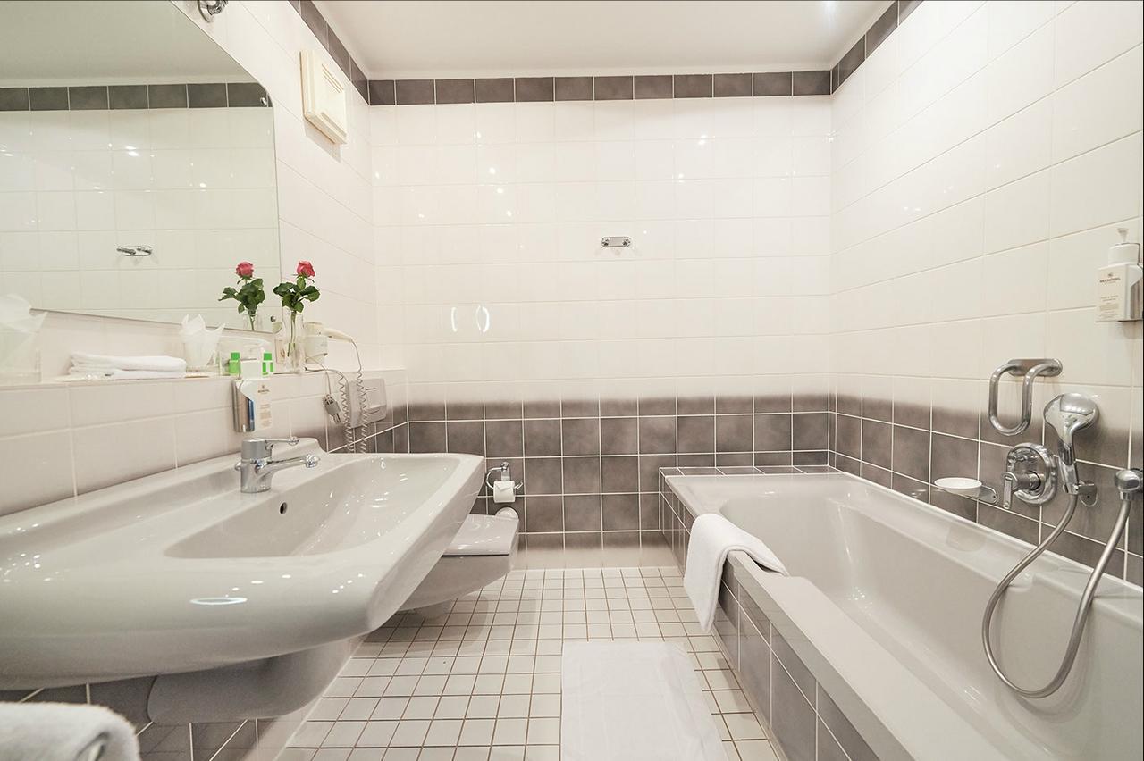 Seehotel Am Tankumsee Isenbüttel Εξωτερικό φωτογραφία